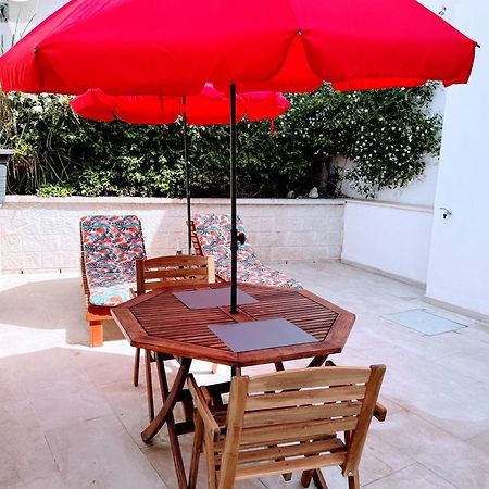 דירות El Faro Garden Boutique מראה חיצוני תמונה
