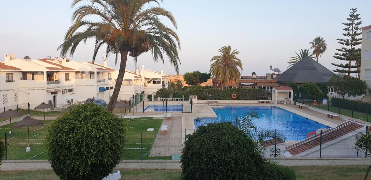 דירות El Faro Garden Boutique מראה חיצוני תמונה