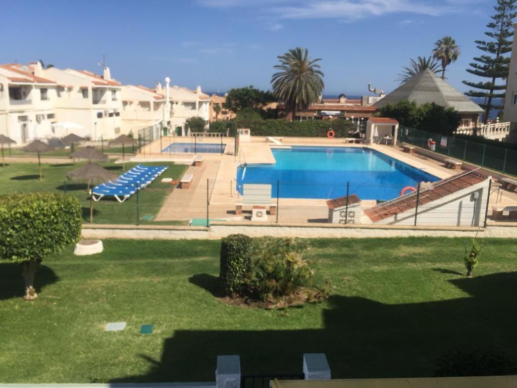 דירות El Faro Garden Boutique מראה חיצוני תמונה
