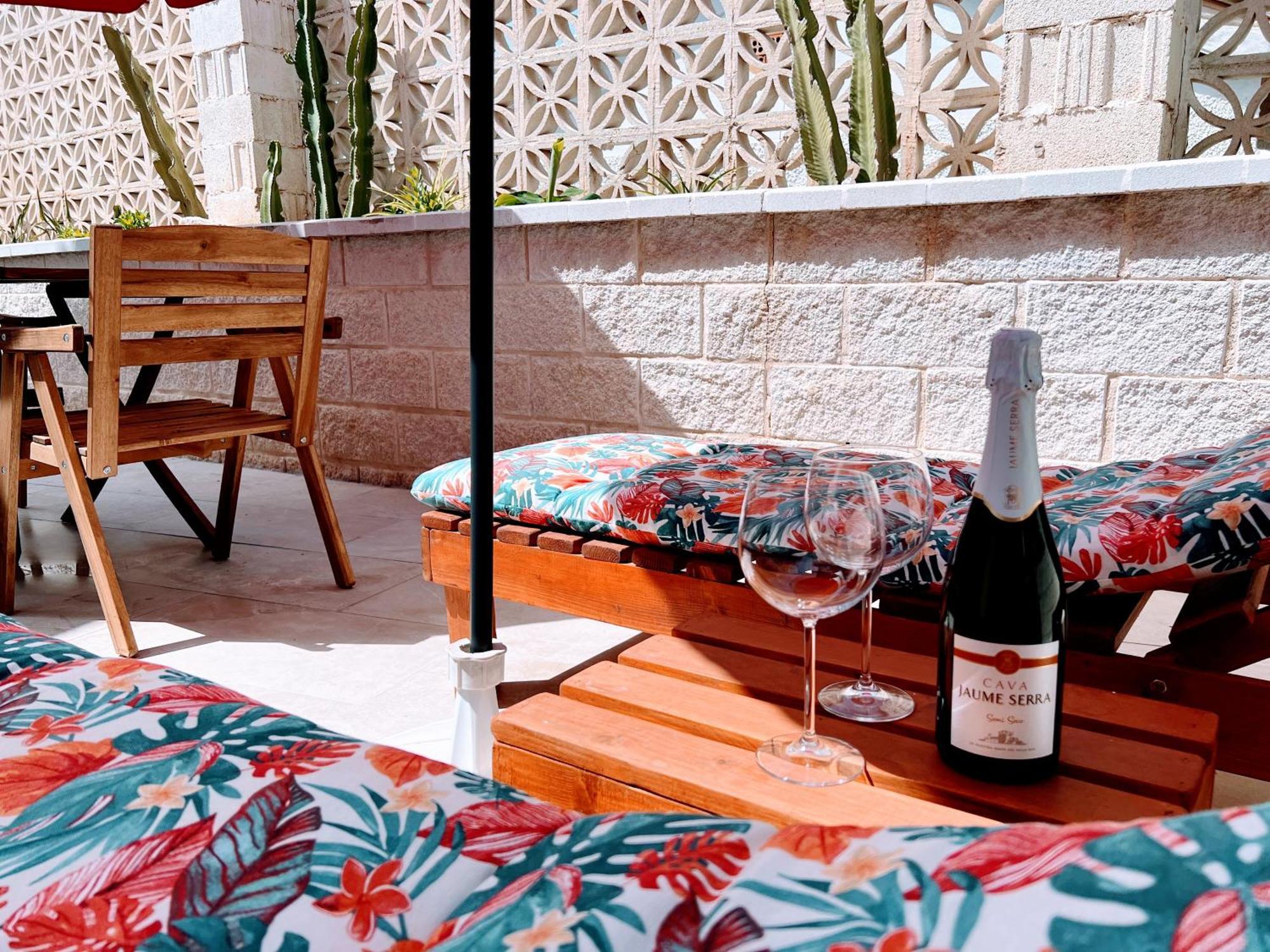 דירות El Faro Garden Boutique מראה חיצוני תמונה