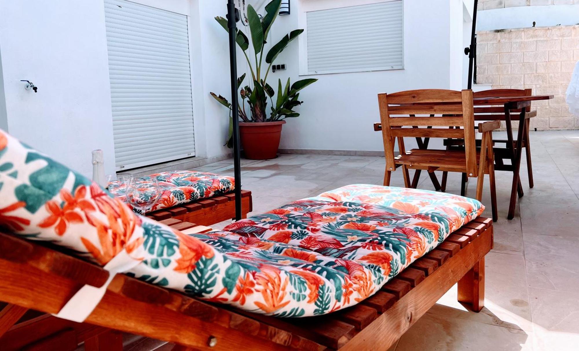 דירות El Faro Garden Boutique מראה חיצוני תמונה
